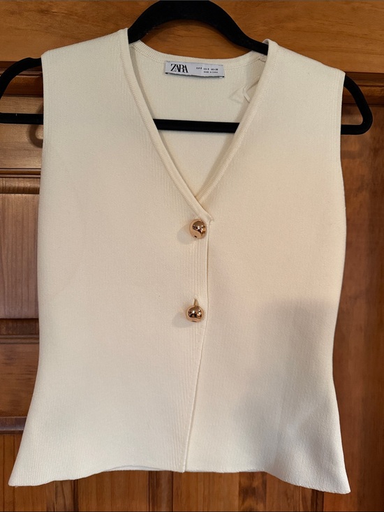 Zara Tops - Zara Cream Sleeveless V-Neck Tank with Gold Buttons